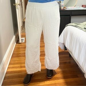 Abercrombie & Fitch White Wide Leg Linen blend Pants